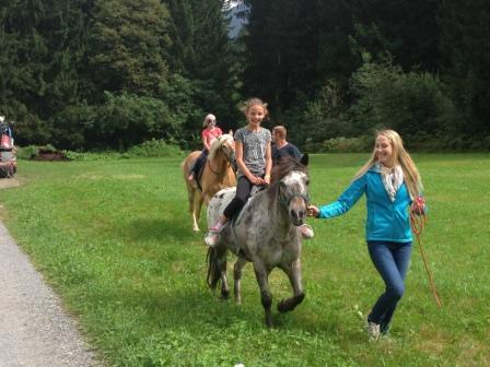 Gaestehaus Berger Tropolach Bagian luar foto